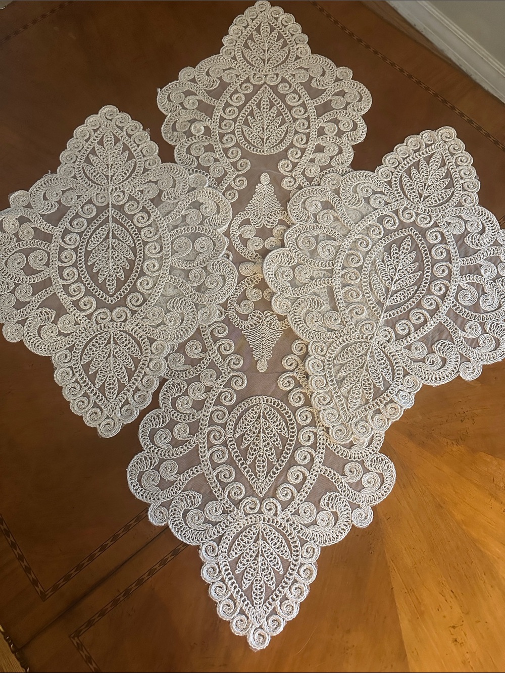 NEW IVORY & GOLD LACE SET 3